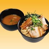 豚骨魚介系つけ麺